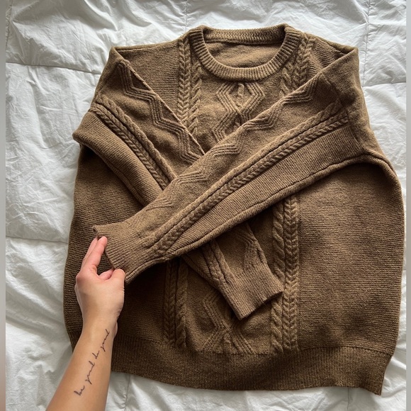 NWT SHEIN DAZY Cable Knit Drop Shoulder Sweater Size S(0) Color Mocha Brown - Picture 8 of 15